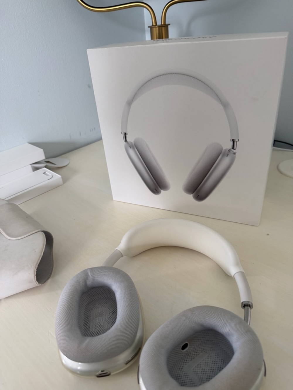 Apple AirPods Max Over-Ear Headphones in Sky Blue/Grey